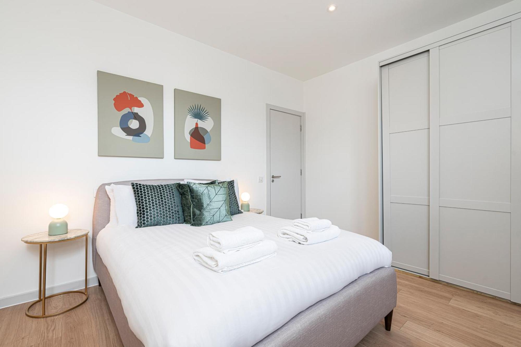 Stylish 1 Bed Flats In Soho, Next To Piccadilly Circus And Trafalgar Square Лондон Екстер'єр фото